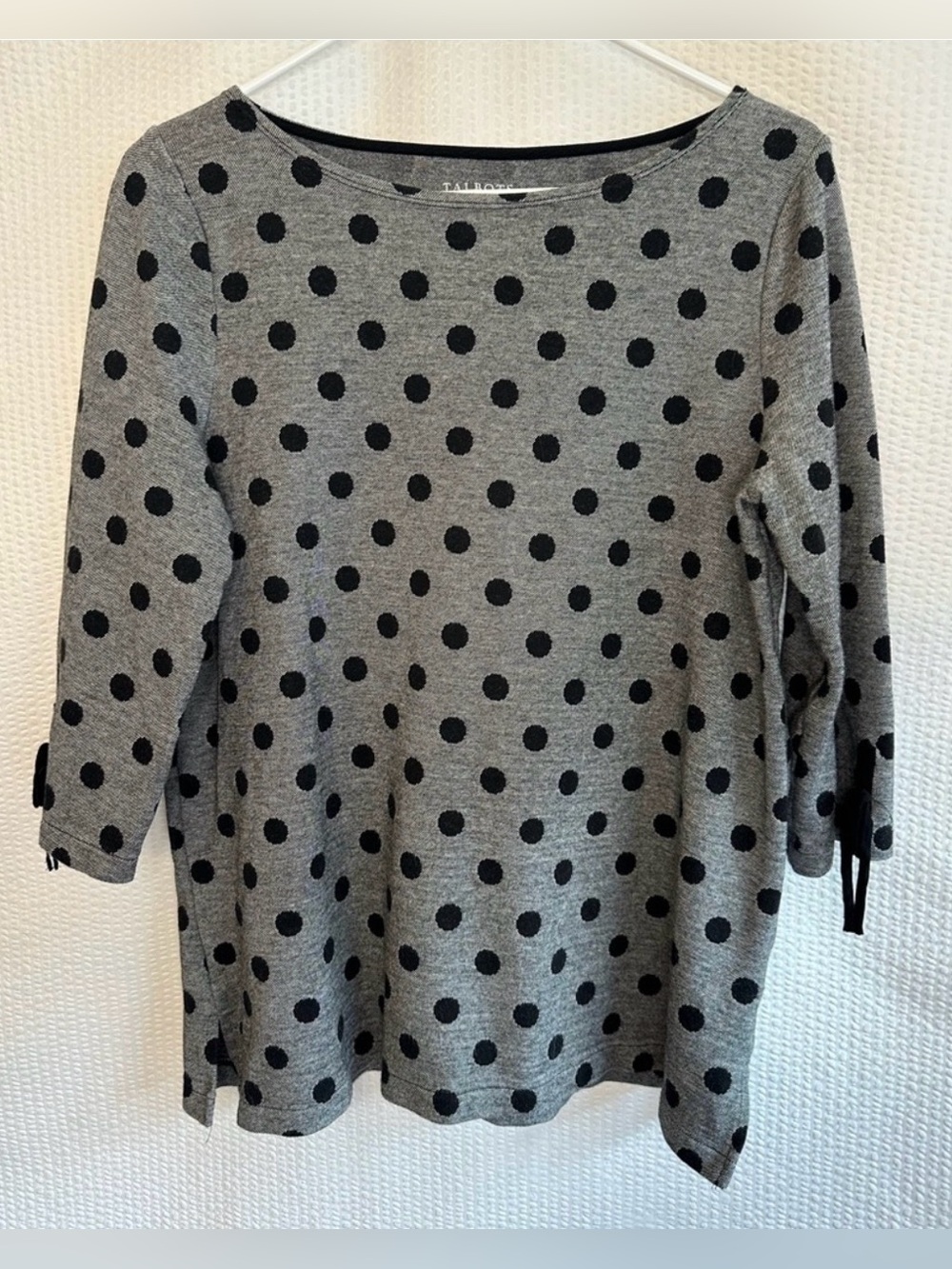 TALBOTS Gray Black Polka Dot Top Women’s Medium 3/4 Sleeve Bow Tie Cuffs